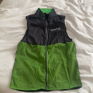 Runin Rabbit vest